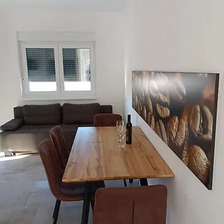 Apartmani Frane Vir Exterior photo