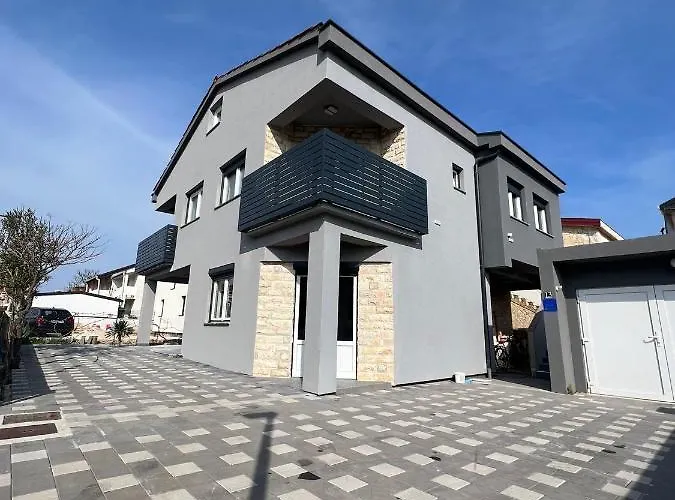 Apartmani Frane